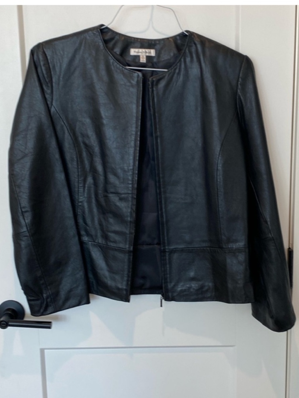 ❤️🔥Yvonne Marie - Black Vintage Lamb Leather Collarless Jacket - 12